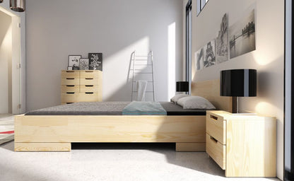 SPECTRUM Pine Maxi Bed