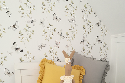 BUTTERFLIES Having Fun Wallpaper 50x280CM