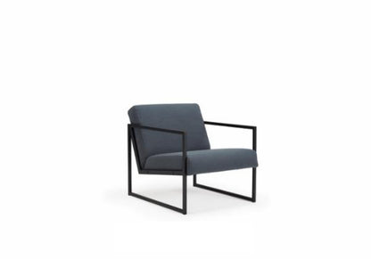 VIKKO Chair With Armrest